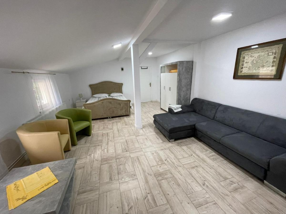 Studio D'Amalia Turda Ngoại thất bức ảnh